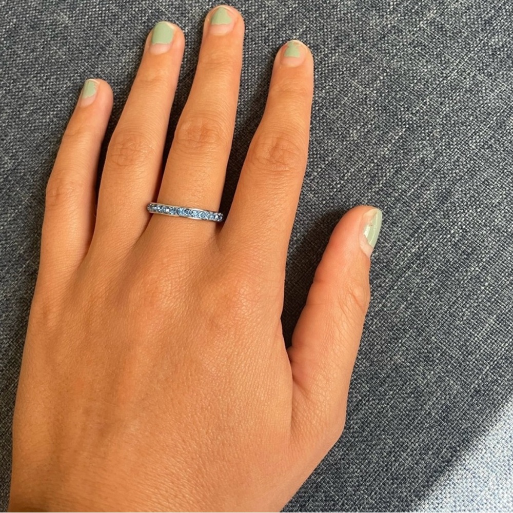 Ring - Picture 3 of 7